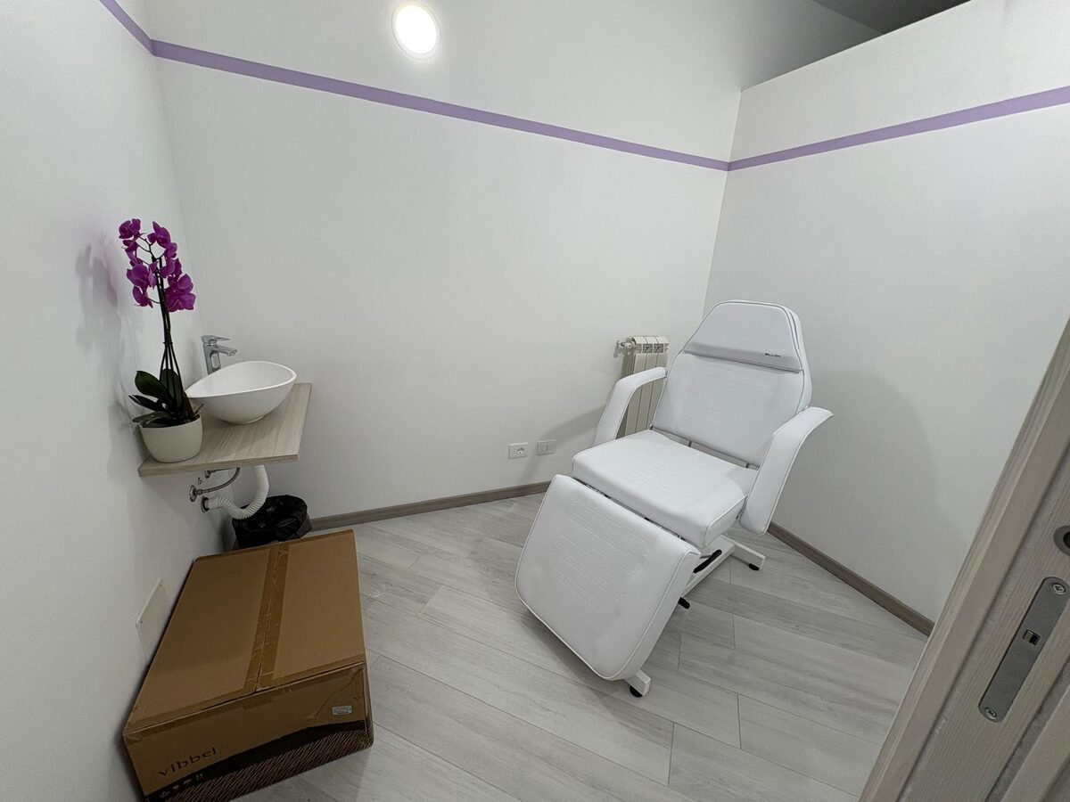 Poltrona per trattamenti estetici
